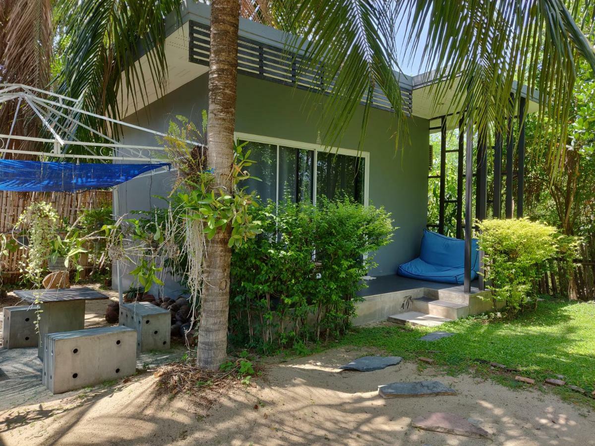 Coco Coozy Apartamento Kanchanaburi Exterior foto