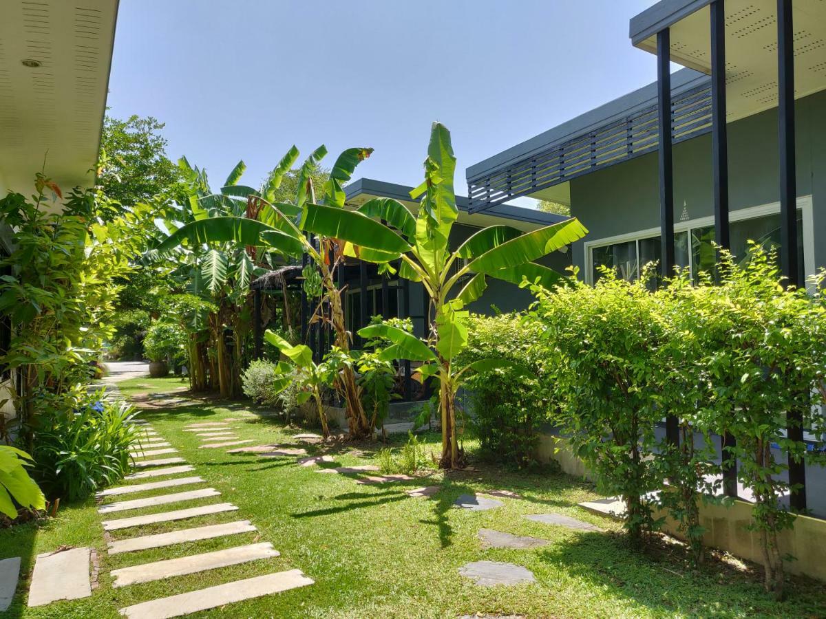 Coco Coozy Apartamento Kanchanaburi Exterior foto
