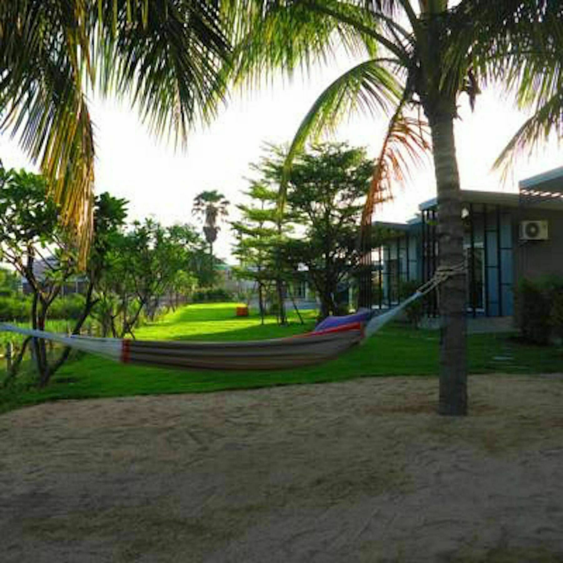Coco Coozy Apartamento Kanchanaburi Exterior foto